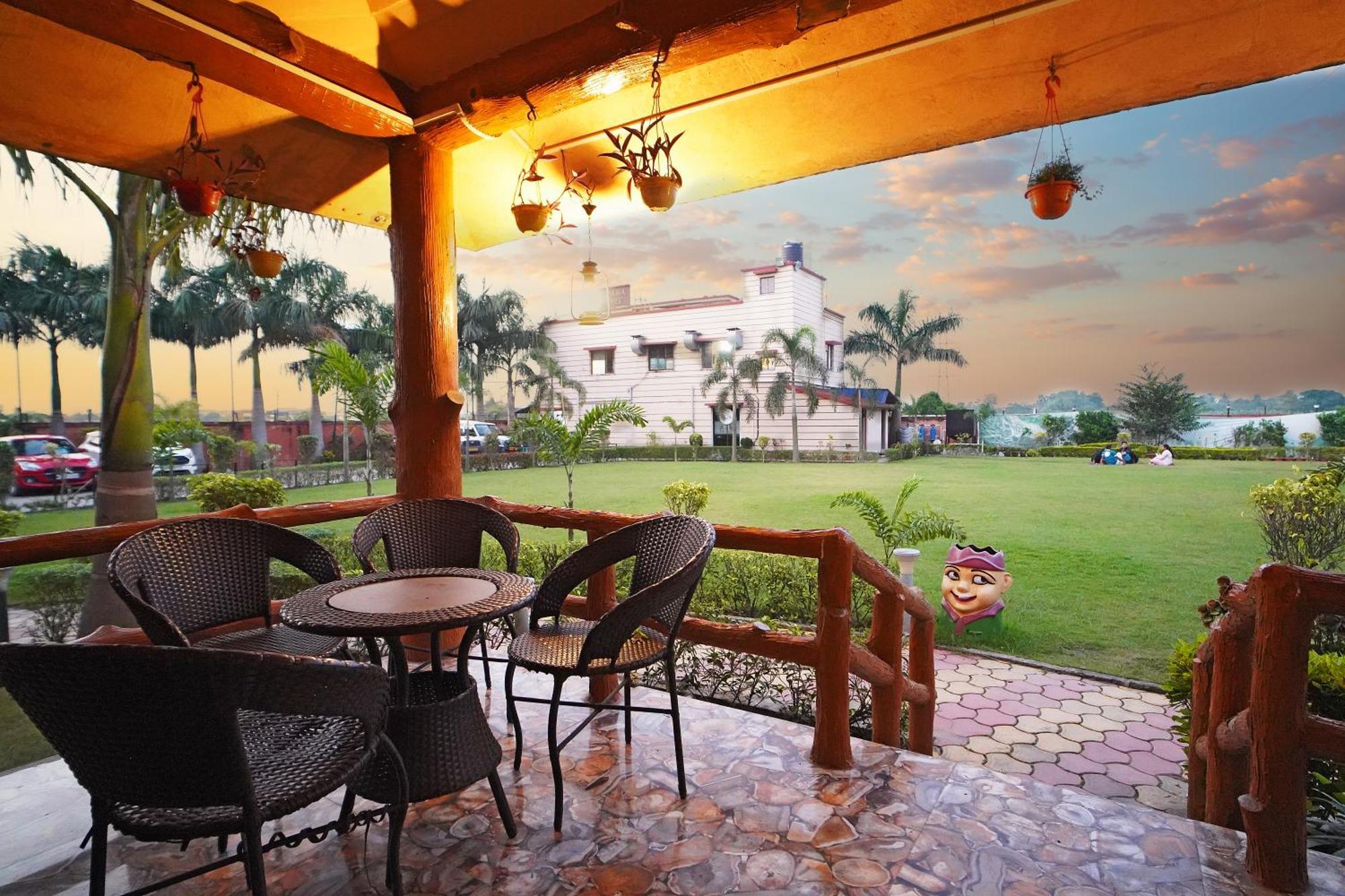 Gharana Resort !! Best Family Resort Near Kolkata With Swimming Pool !! Singur Екстер'єр фото