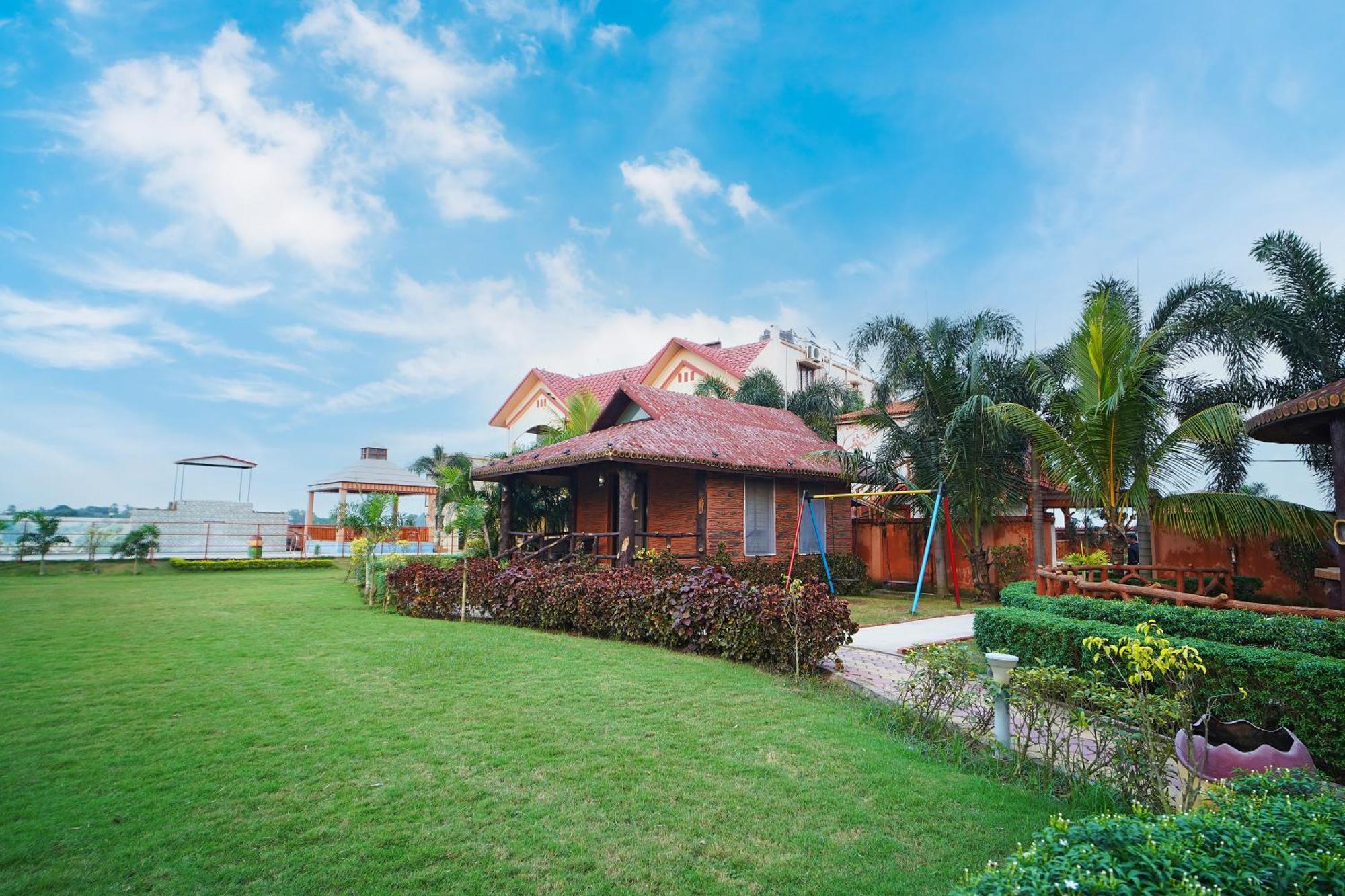 Gharana Resort !! Best Family Resort Near Kolkata With Swimming Pool !! Singur Екстер'єр фото