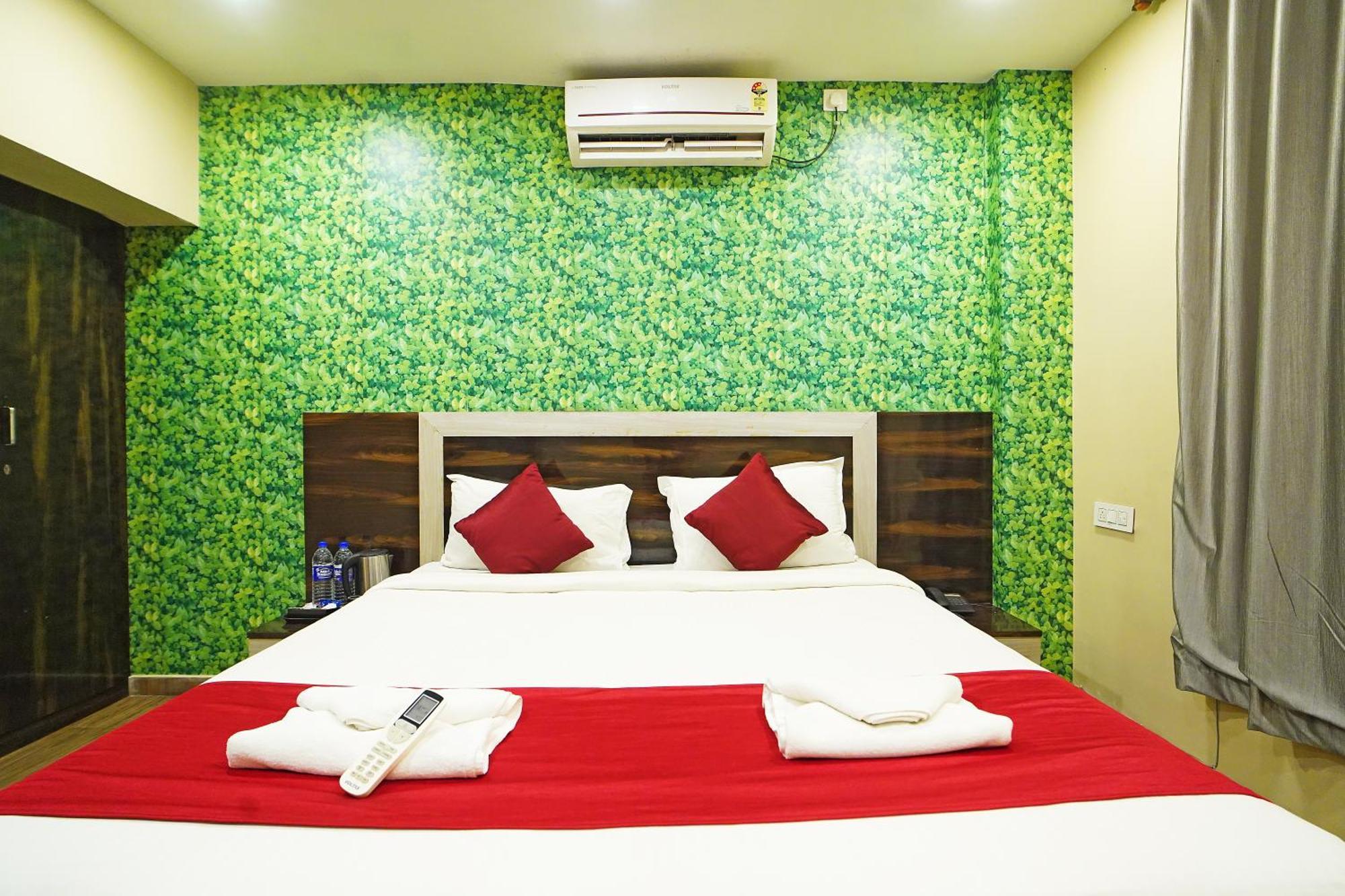 Gharana Resort !! Best Family Resort Near Kolkata With Swimming Pool !! Singur Екстер'єр фото